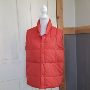 Kids puffer vest.